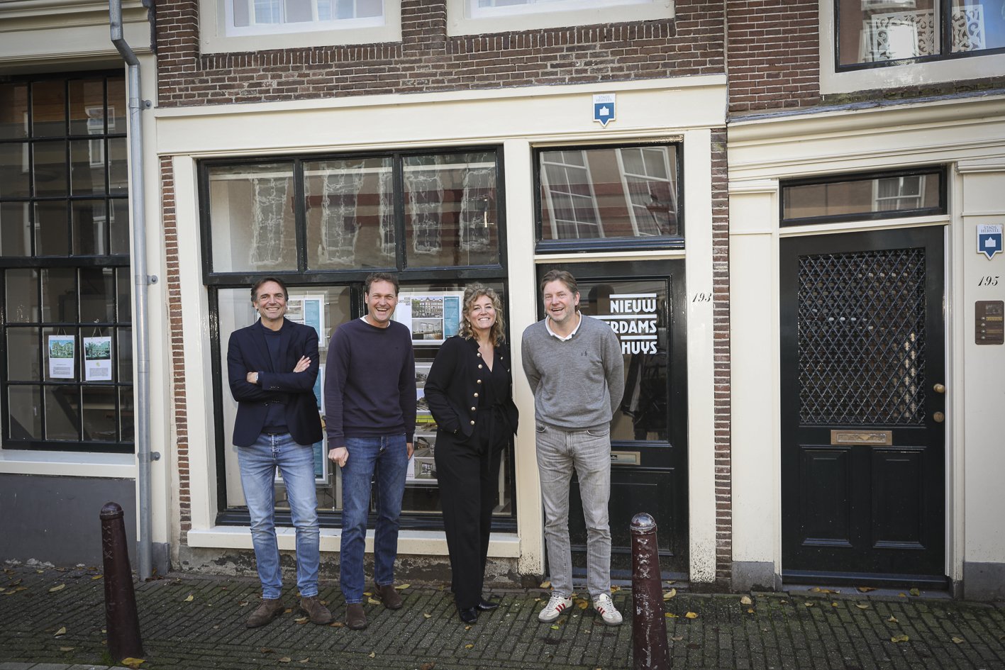 Het team van Nieuw Amsterdams Huys — makelaars in Amsterdam